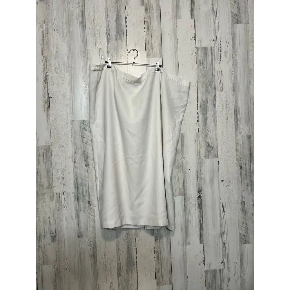 White maxi skirt